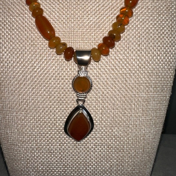 Amber and Sterling silver beaded necklace with matching pendant by Jay King - Picture 3 of 12